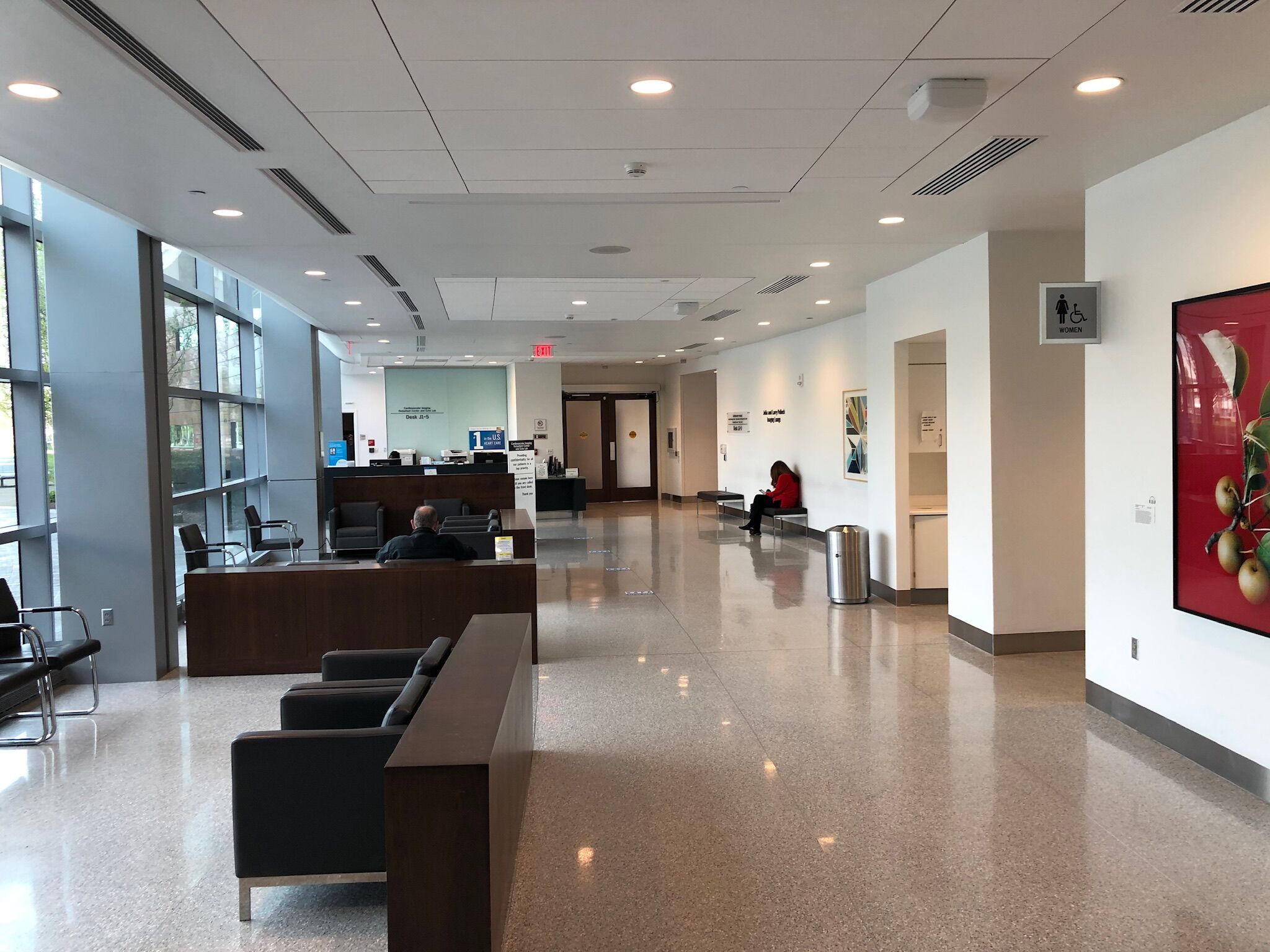 Cleveland Clinic on Tuesday, May 5th

Desk J1-4 taken from in front of desk J1-5
