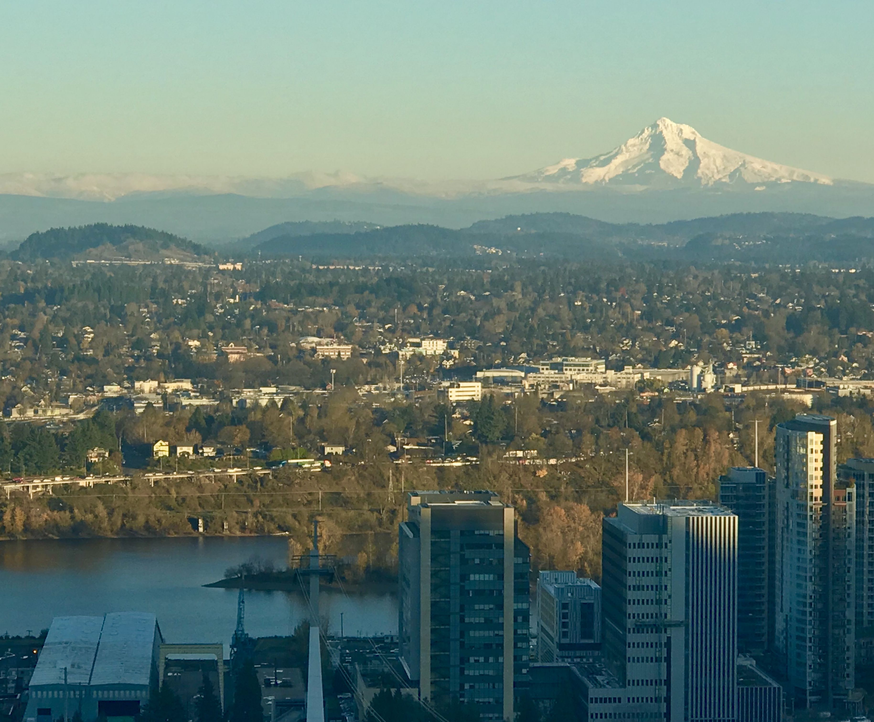From my OHSU ICU room, overlooking Portland, OR and Mt Hoodâ¤ï¸