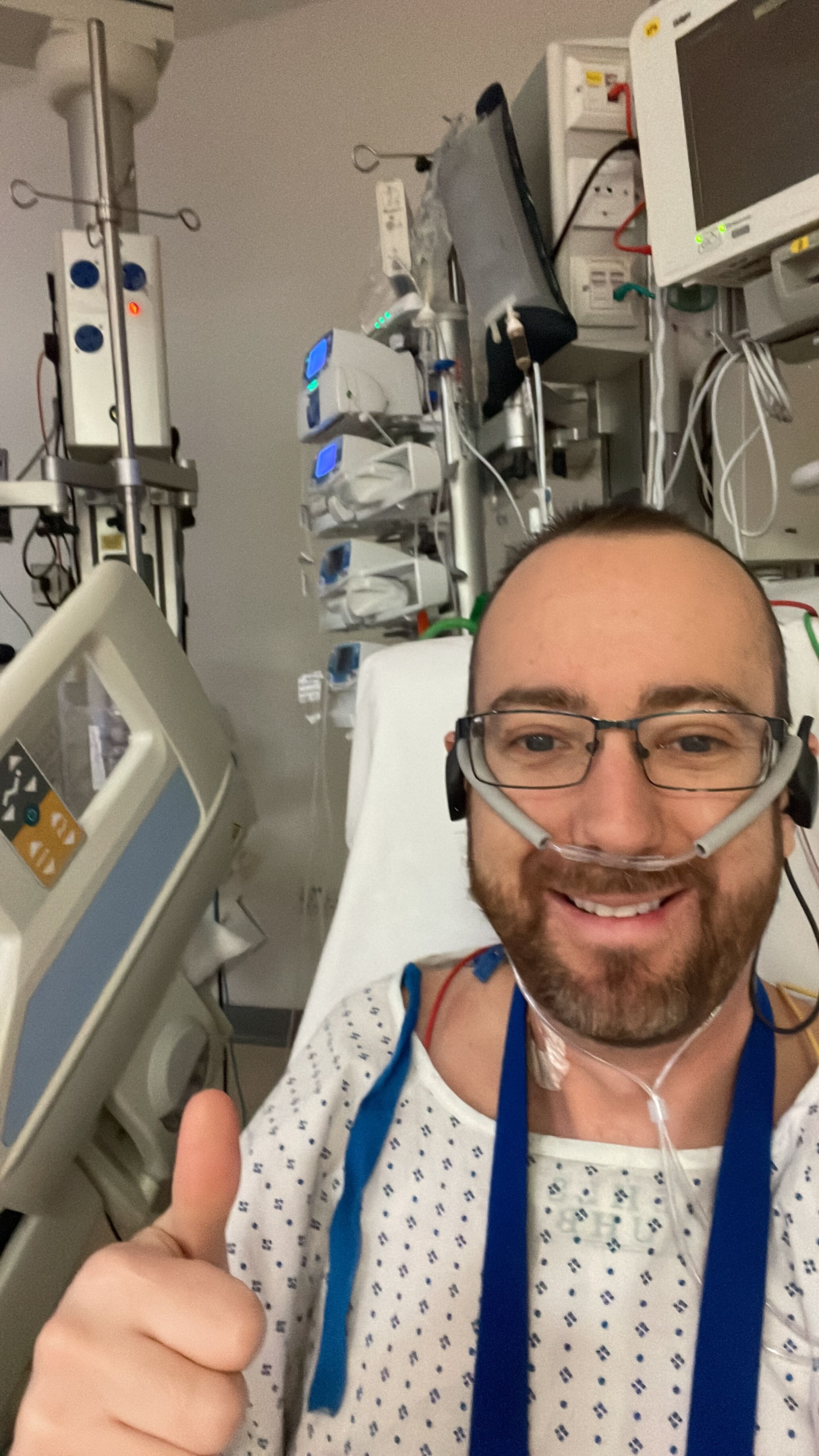 Woke up in icu. Felling pretty good ðŸ‘
Tired but didnâ€™t sleep at all