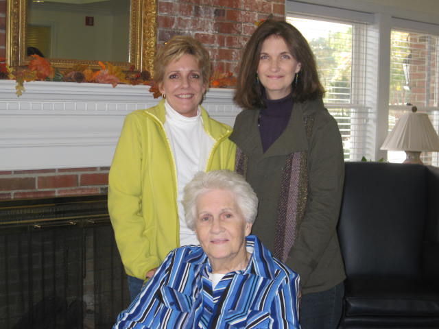 Sherry & daughters-Phyllis, Carol