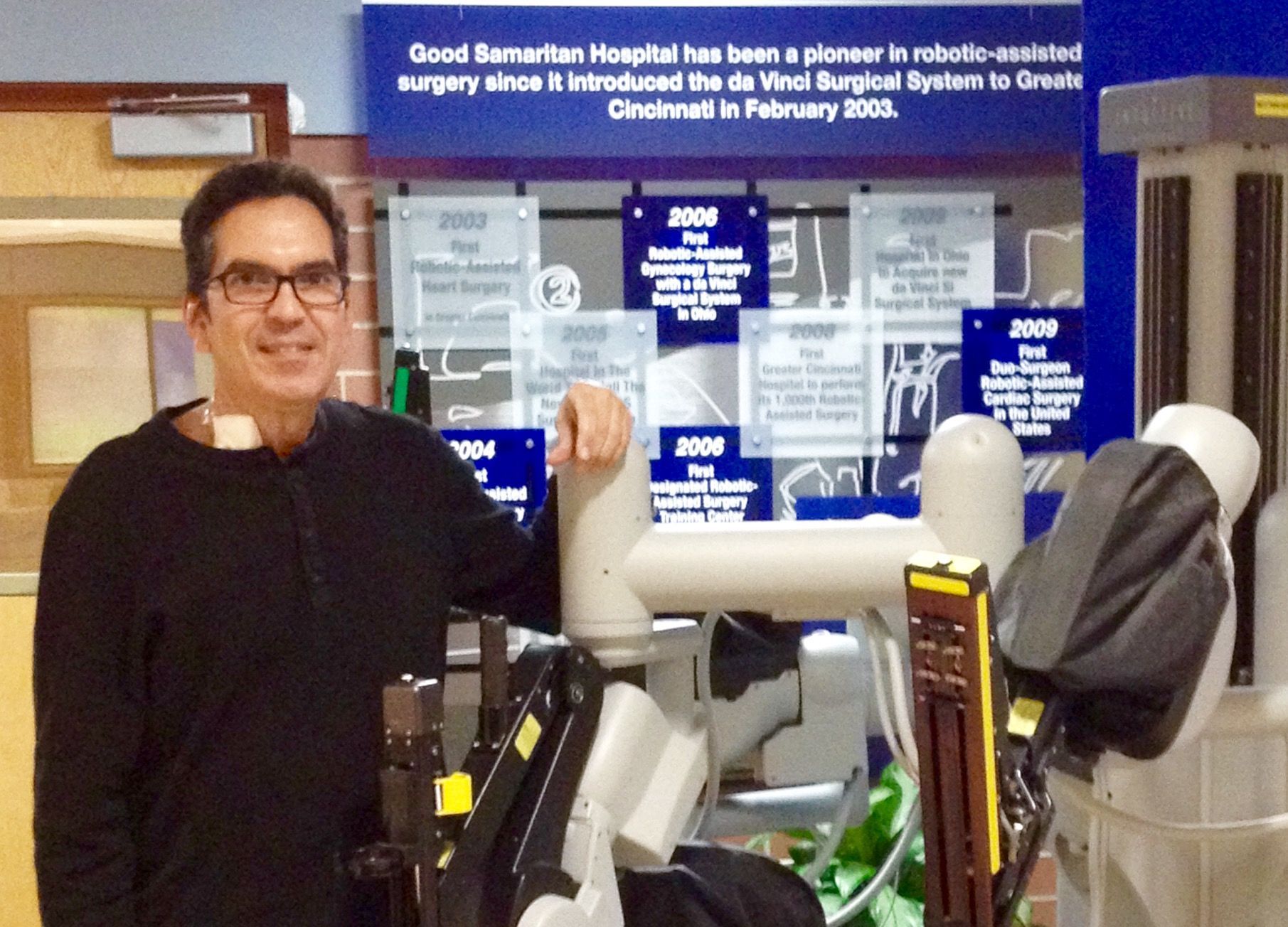 Six days after Minimal invasive Robot Mitral Valve repair - Going home! Standing by my "new buddy" the Davinci Robot :) Thank you Dr. J. Michael Smith and the whole team at Good Samaritan Hospital, Cincinnati Ohio!