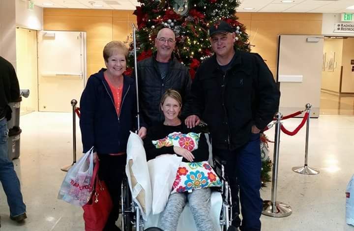 I am home! I have had quite a week and I have quite a story to tell, but I'll get to that later. Right now I am focused on my family and my healing! I can't say enough about these people in this photo...they are my amazing support team!