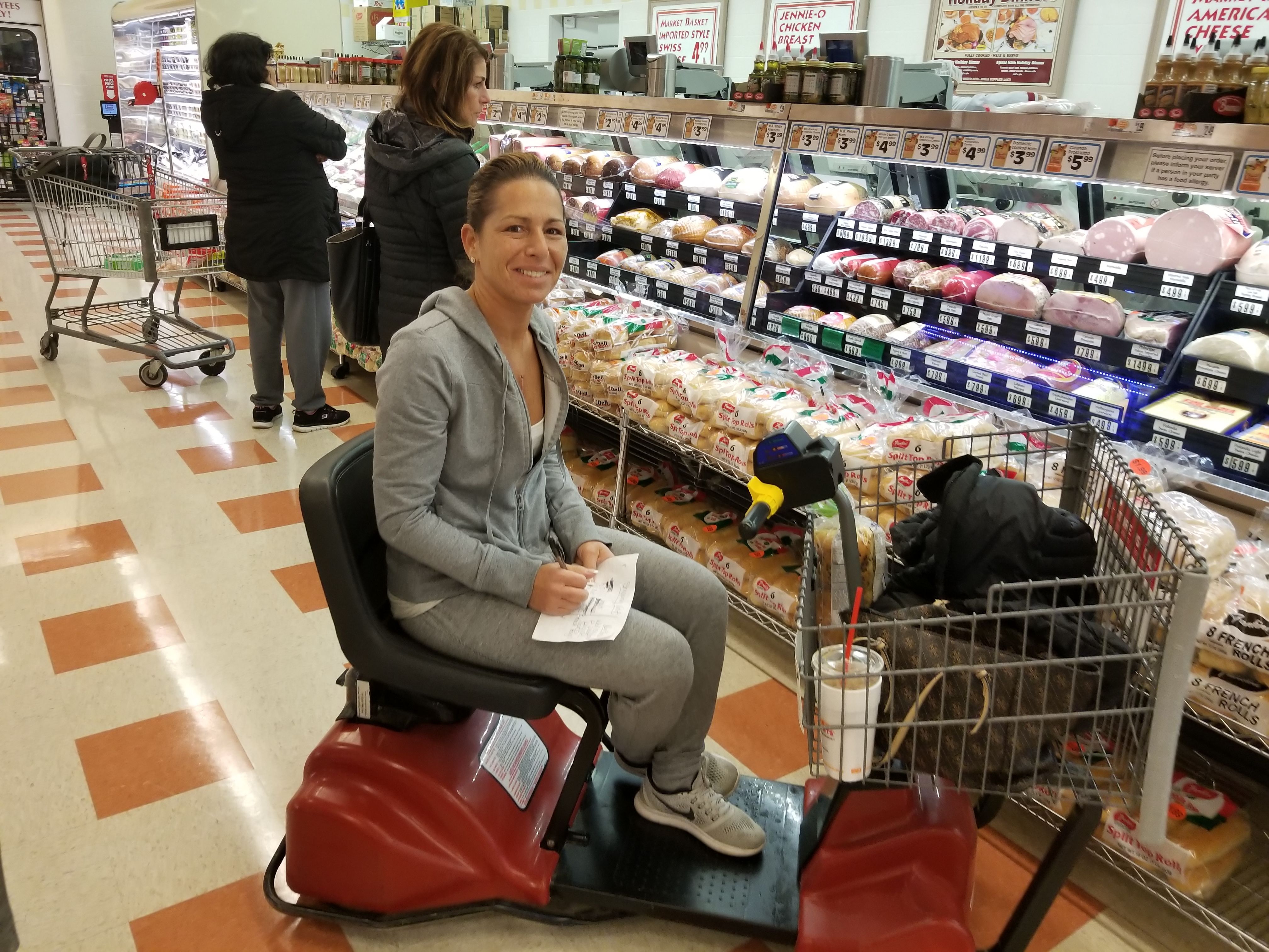 17 days Post-Op, Rolling thro Market Basket like a Boss ðŸ›µðŸ˜Ž you should see all the dirty looks from the old timers like I was just lazy! Had To wip out the Scar!ðŸ˜‚