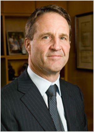 Surgeon Picture Of Dr. Craig Smith